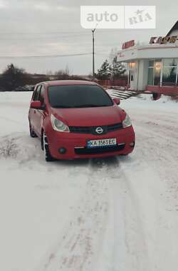 Хэтчбек Nissan Note 2007 в Софиевской Борщаговке