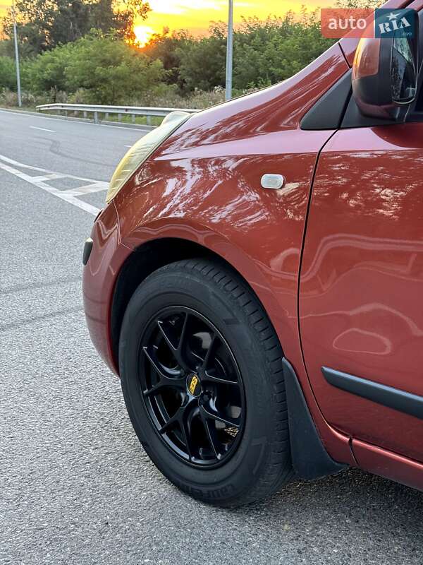 Хетчбек Nissan Note 2006 в Хмельницькому