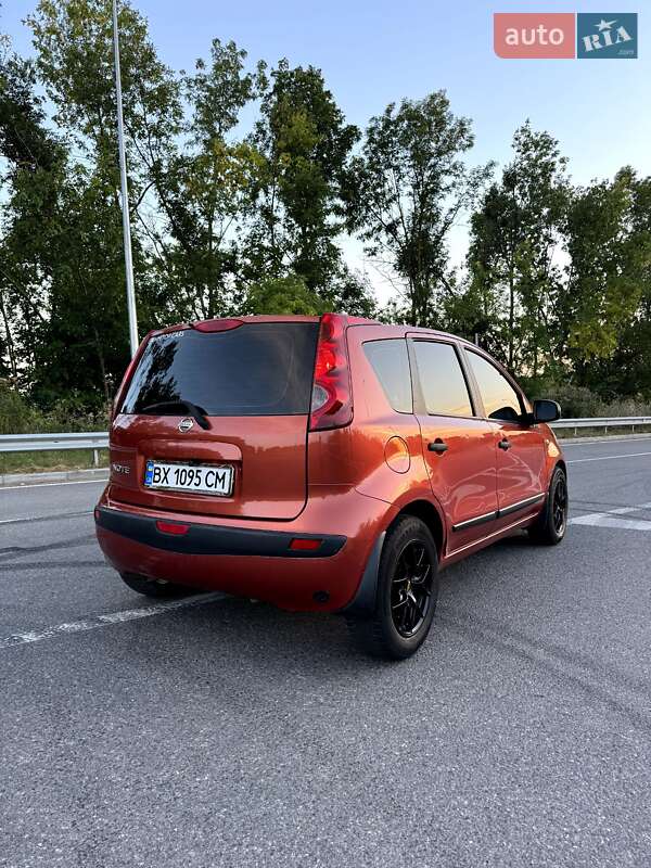 Хетчбек Nissan Note 2006 в Хмельницькому