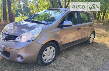 Хэтчбек Nissan Note 2010 в Миргороде