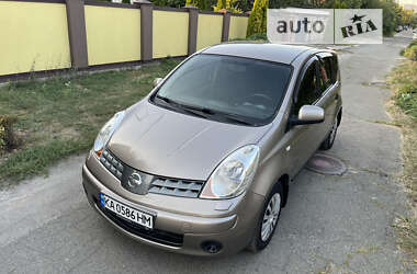 Хэтчбек Nissan Note 2008 в Киеве