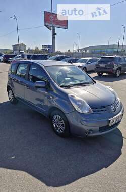 Хэтчбек Nissan Note 2008 в Киеве