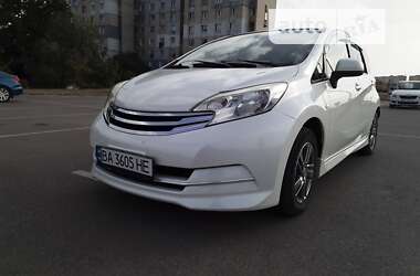 Хетчбек Nissan Note 2013 в Малій Висці