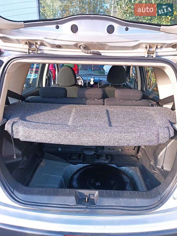 Хэтчбек Nissan Note 2006 в Трускавце фото 3 Хэтчбек Nissan Note 2006 в Трускавце