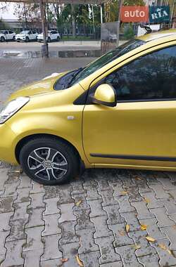 Хэтчбек Nissan Note 2006 в 