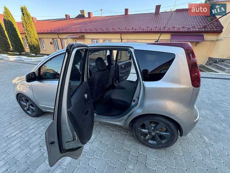 Хэтчбек Nissan Note 2011 в Черновцах фото 9 Хэтчбек Nissan Note 2011 в Черновцах