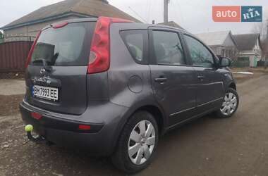 Хэтчбек Nissan Note 2006 в Бурыни