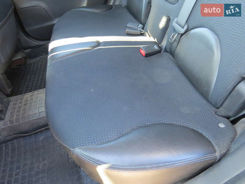 Хэтчбек Nissan Note 2012 в Кропивницком