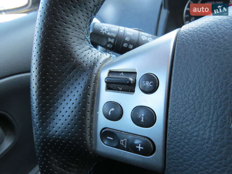 Хэтчбек Nissan Note 2012 в Кропивницком