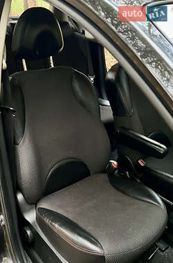 Хэтчбек Nissan Note 2006 в 