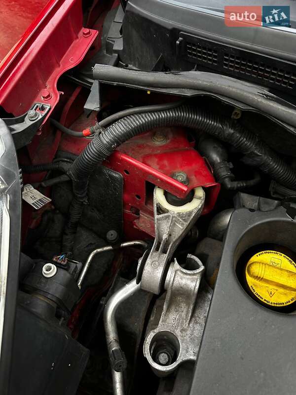 Хэтчбек Nissan Note 2008 в Киеве