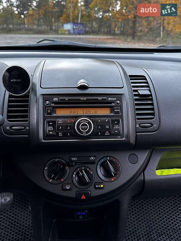 Хэтчбек Nissan Note 2008 в Киеве