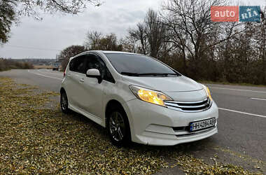 Хэтчбек Nissan Note 2013 в Доброславе