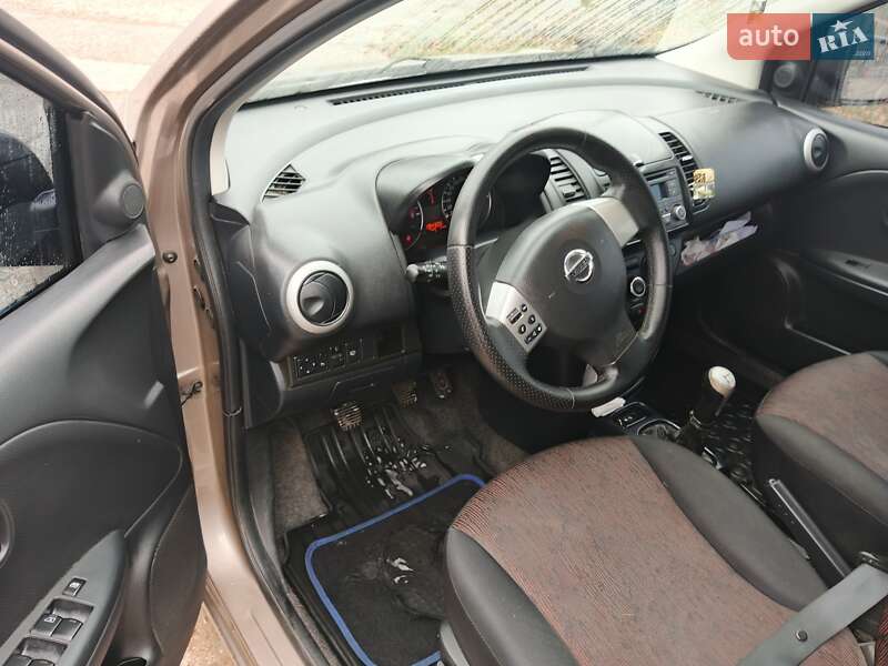 Хетчбек Nissan Note 2011 в Овідіополі