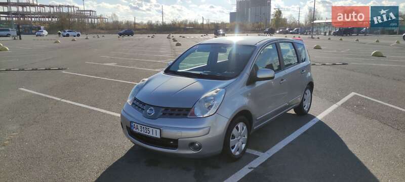 Хэтчбек Nissan Note 2008 в Трускавце
