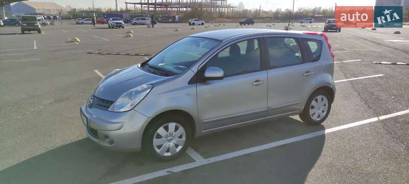 Хэтчбек Nissan Note 2008 в Трускавце