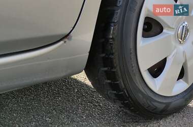 Хэтчбек Nissan Note 2008 в 