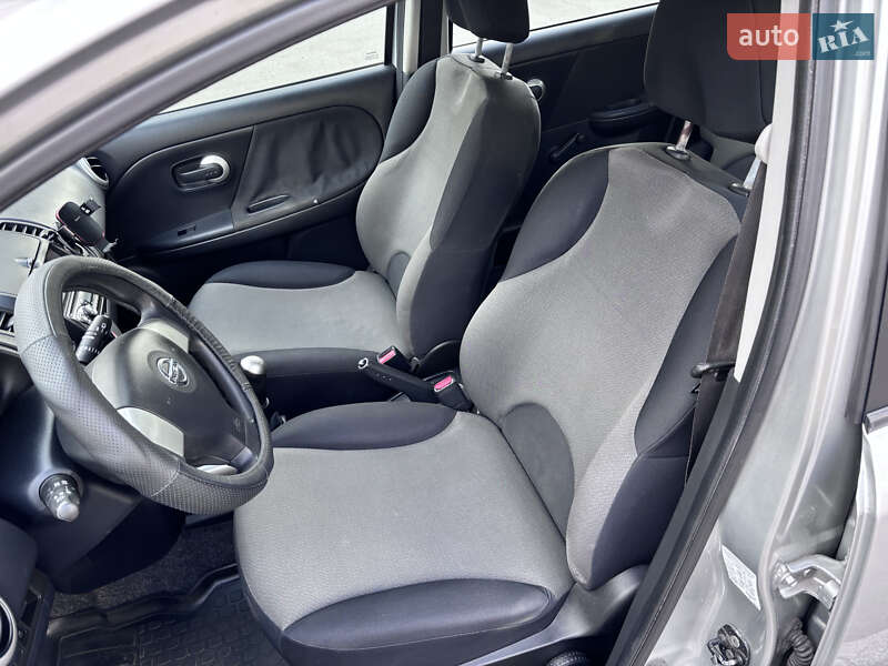 Хэтчбек Nissan Note 2011 в Чернигове