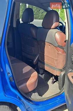 Хэтчбек Nissan Note 2006 в Черкассах