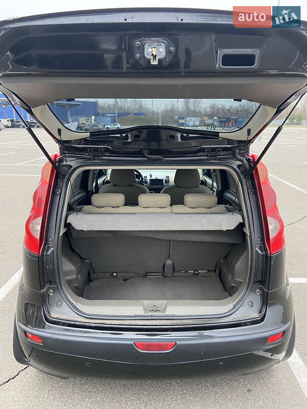 Хэтчбек Nissan Note 2007 в Киеве