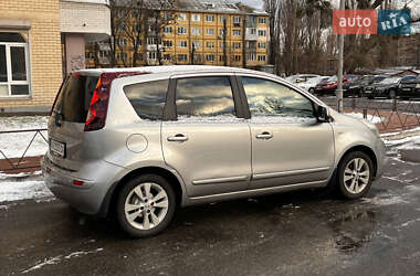 Хетчбек Nissan Note 2010 в Києві