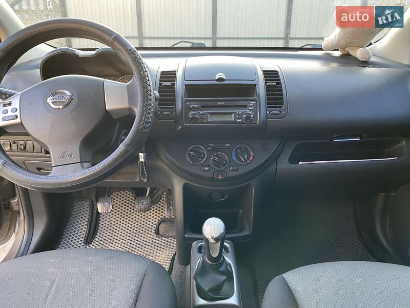 Хэтчбек Nissan Note 2011 в Андрушевке