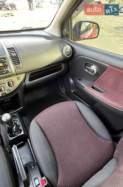 Хэтчбек Nissan Note 2008 в Киеве