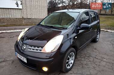 Хэтчбек Nissan Note 2006 в Первомайске