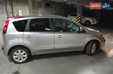 Хэтчбек Nissan Note 2006 в Полтаве