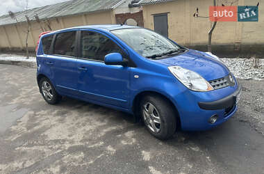 Хэтчбек Nissan Note 2006 в Полтаве