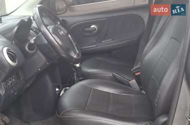 Хетчбек Nissan Note 2011 в Кривому Розі