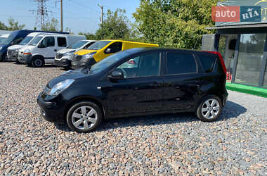 Хэтчбек Nissan Note 2008 в Ровно