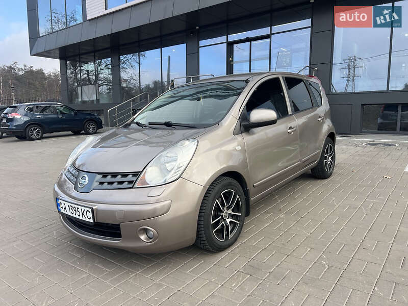 Хетчбек Nissan Note 2007 в Києві