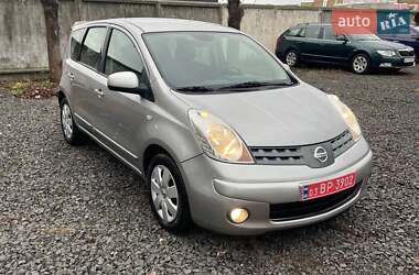 Хетчбек Nissan Note 2007 в Чернігові