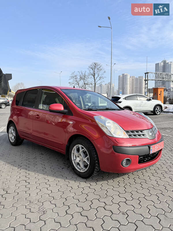 Хетчбек Nissan Note 2008 в Києві