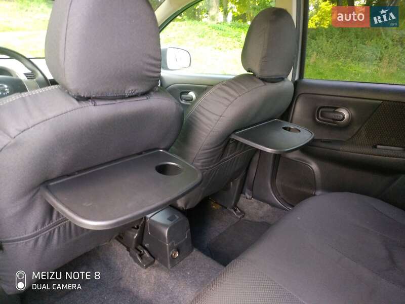 Хэтчбек Nissan Note 2007 в Городке