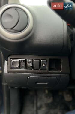 Хэтчбек Nissan Note 2012 в 