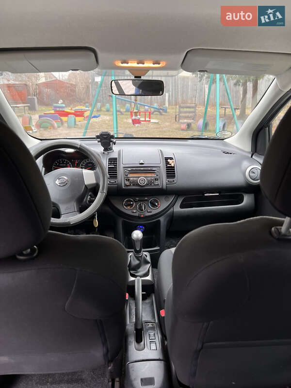 Хетчбек Nissan Note 2012 в Івано-Франківську