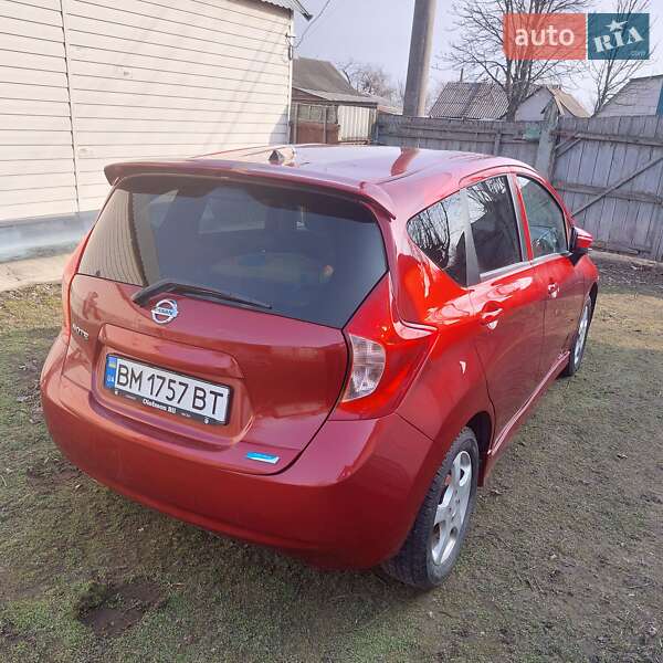 Хэтчбек Nissan Note 2014 в Богодухове