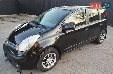 Хетчбек Nissan Note 2006 в Первомайську
