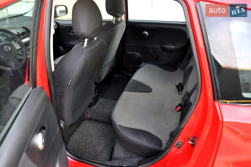 Хэтчбек Nissan Note 2009 в Львове