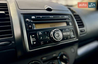 Хэтчбек Nissan Note 2008 в 