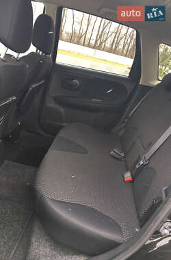Хэтчбек Nissan Note 2007 в 