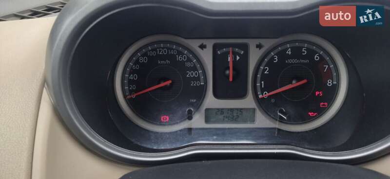 Хэтчбек Nissan Note 2006 в Шполе