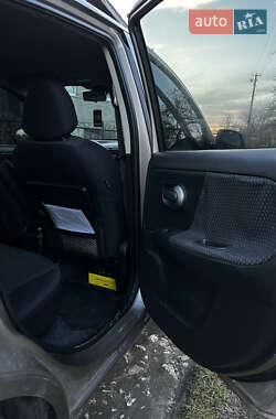 Хэтчбек Nissan Note 2007 в 
