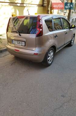 Хэтчбек Nissan Note 2013 в 