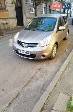 Хэтчбек Nissan Note 2013 в 