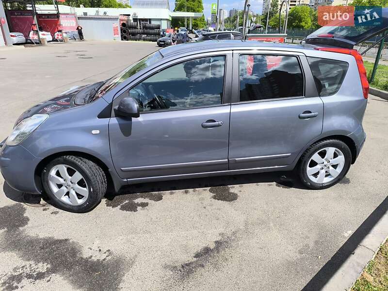 Хетчбек Nissan Note 2008 в Києві