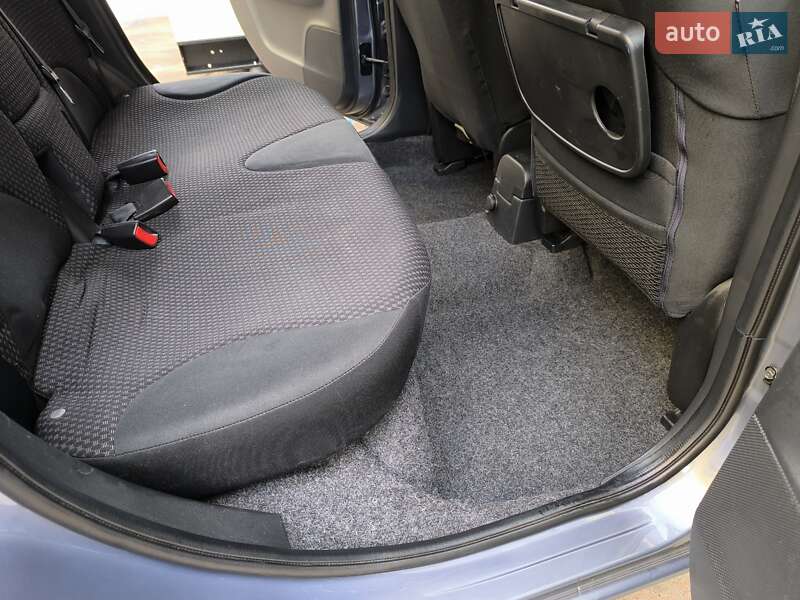 Хетчбек Nissan Note 2008 в Києві