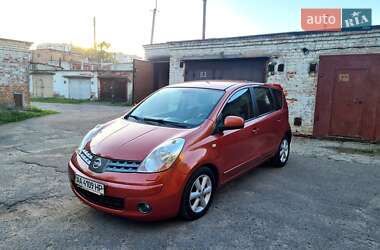 Хэтчбек Nissan Note 2008 в Чернигове